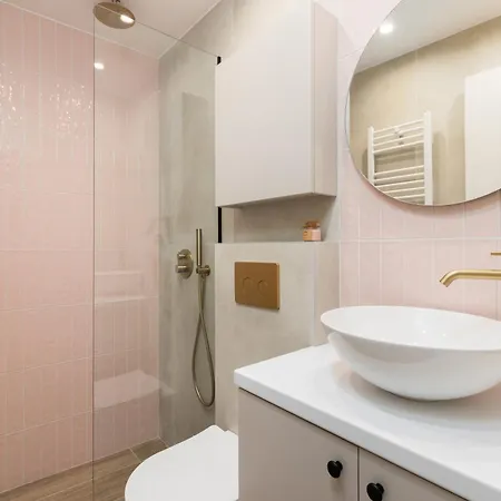 Lush Blush Luxury By Binobi! Apartament *