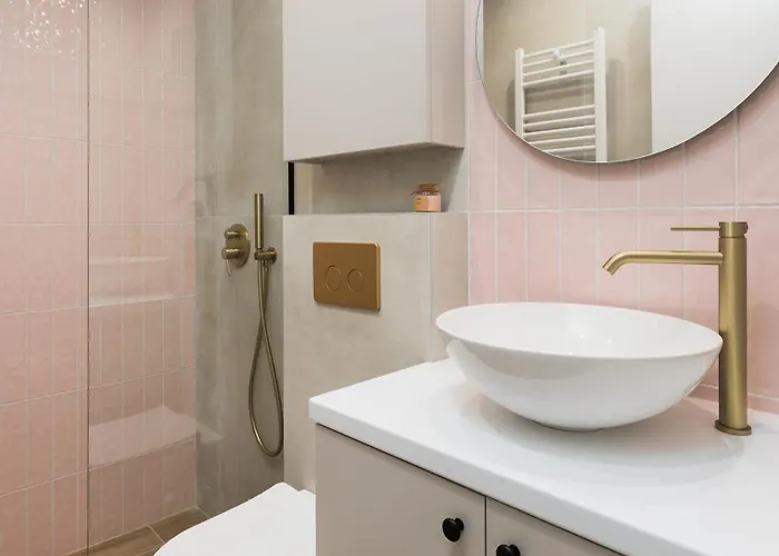 Lush Blush Luxury By Binobi! 公寓